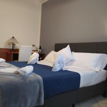 Hotel Baiardo Romagnano Sesia Luaran gambar
