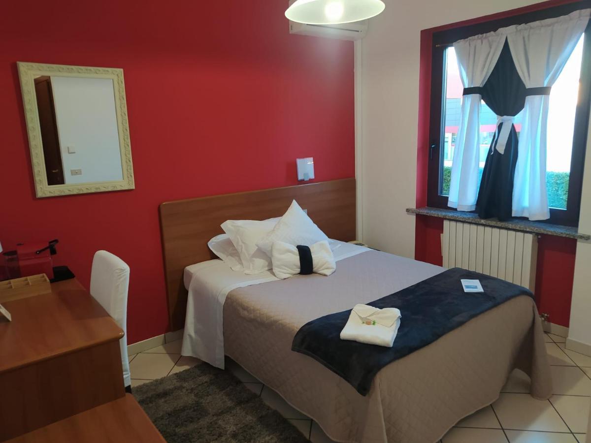 Hotel Baiardo Romagnano Sesia Luaran gambar