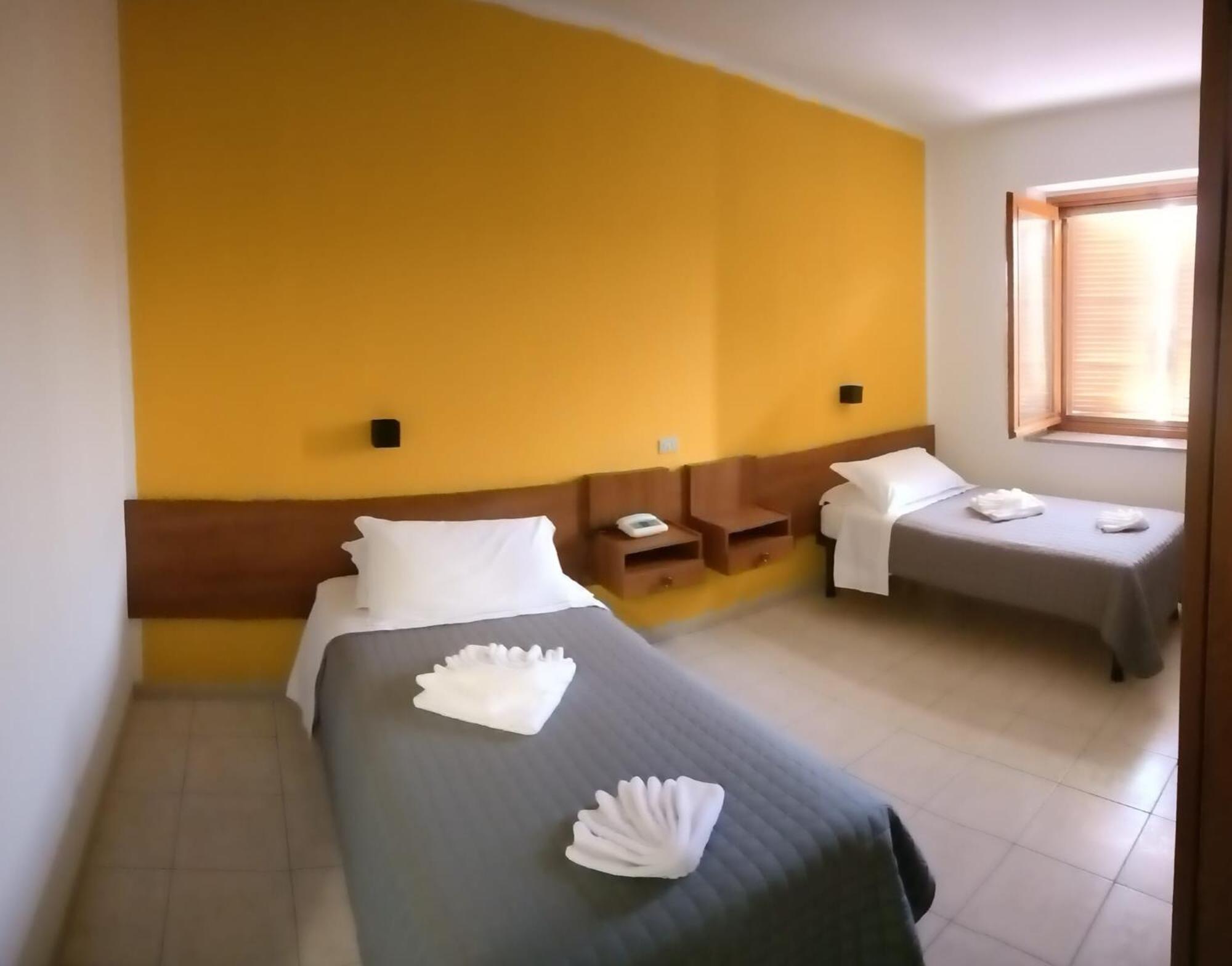 Hotel Baiardo Romagnano Sesia Luaran gambar