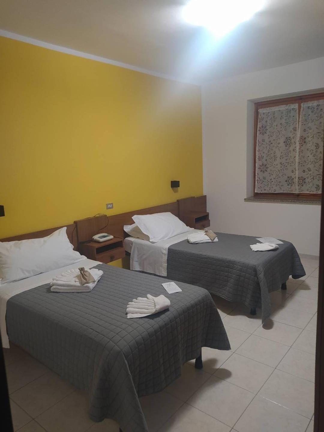 Hotel Baiardo Romagnano Sesia Luaran gambar