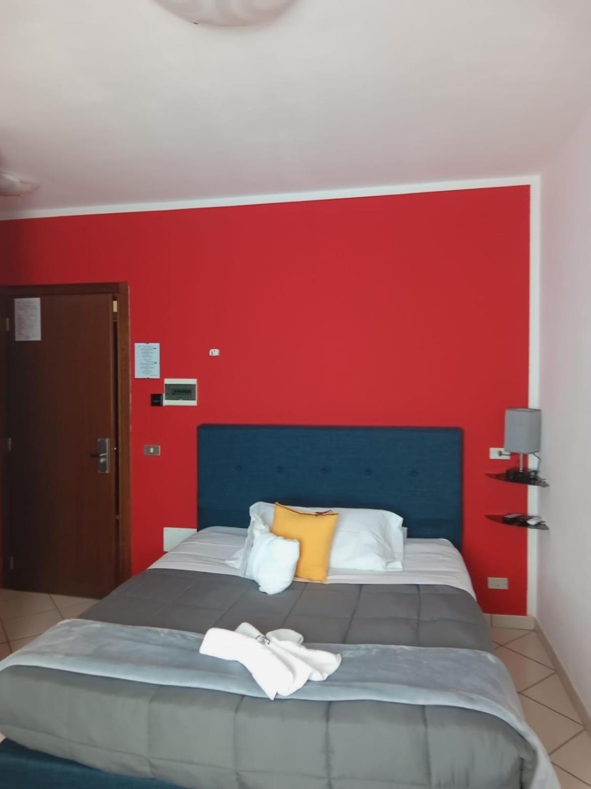 Hotel Baiardo Romagnano Sesia Luaran gambar