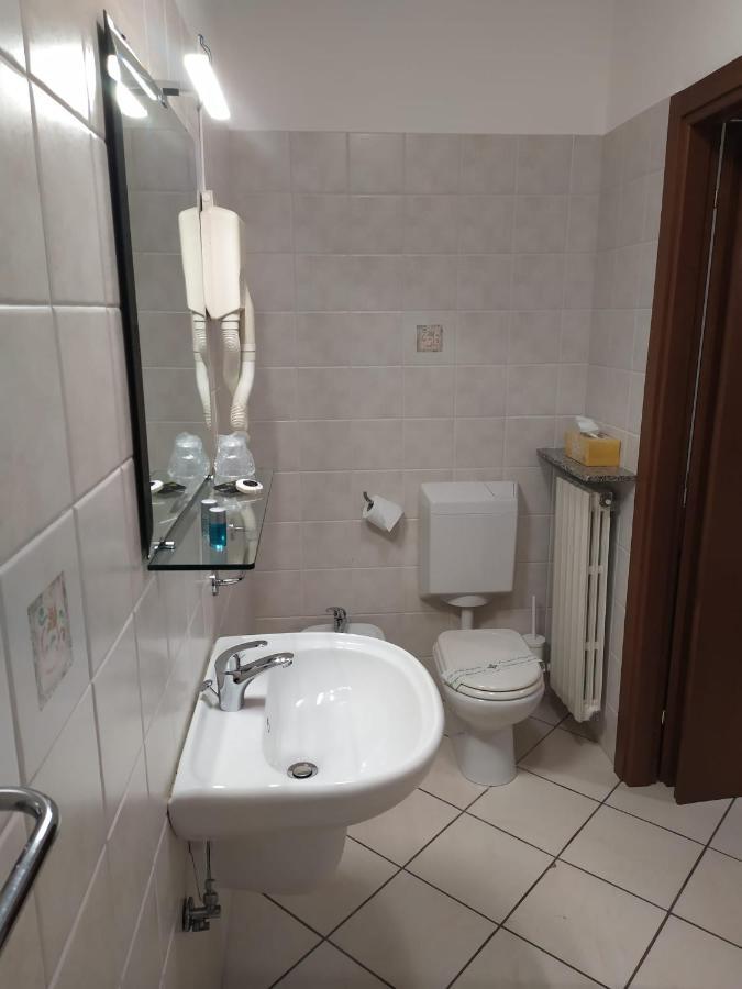 Hotel Baiardo Romagnano Sesia Luaran gambar